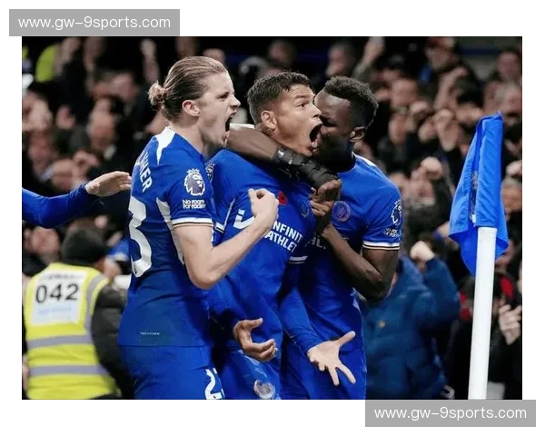 蓝色浪潮席卷奥林匹斯:基辅迪纳摩的荣耀之战,切尔西的卫冕之路